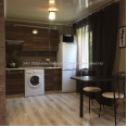 Продам квартиру, 23 Августа ул. , 1  ком., 32 м², капитальный ремонт 