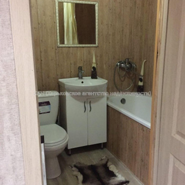 Продам квартиру, 23 Августа ул. , 1  ком., 32 м², капитальный ремонт 