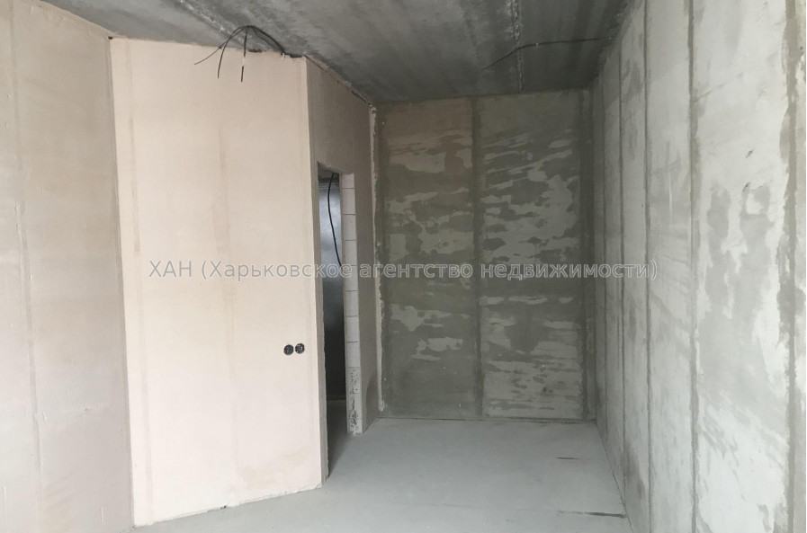 Продам квартиру, Шевченковский пер. , 1 кім., 33 м², без внутренних работ 