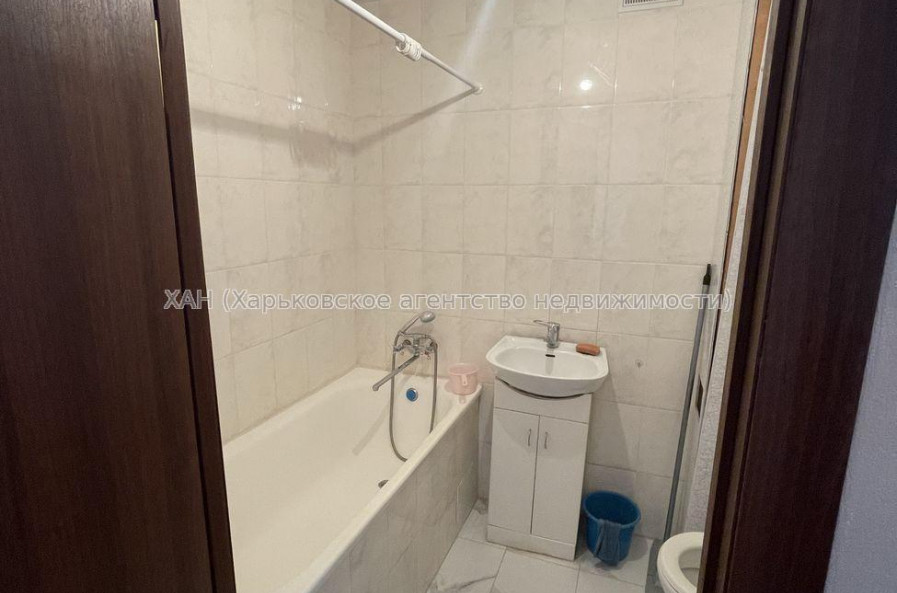 Продам квартиру, Победы просп. , 1  ком., 33 м², косметический ремонт 