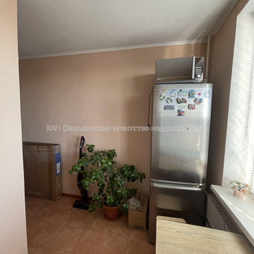 Продам квартиру, Победы просп. , 1  ком., 33 м², косметический ремонт 