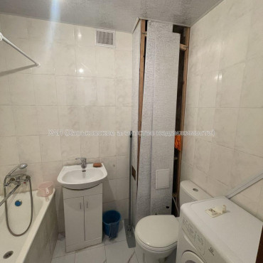 Продам квартиру, Победы просп. , 1  ком., 33 м², косметический ремонт 