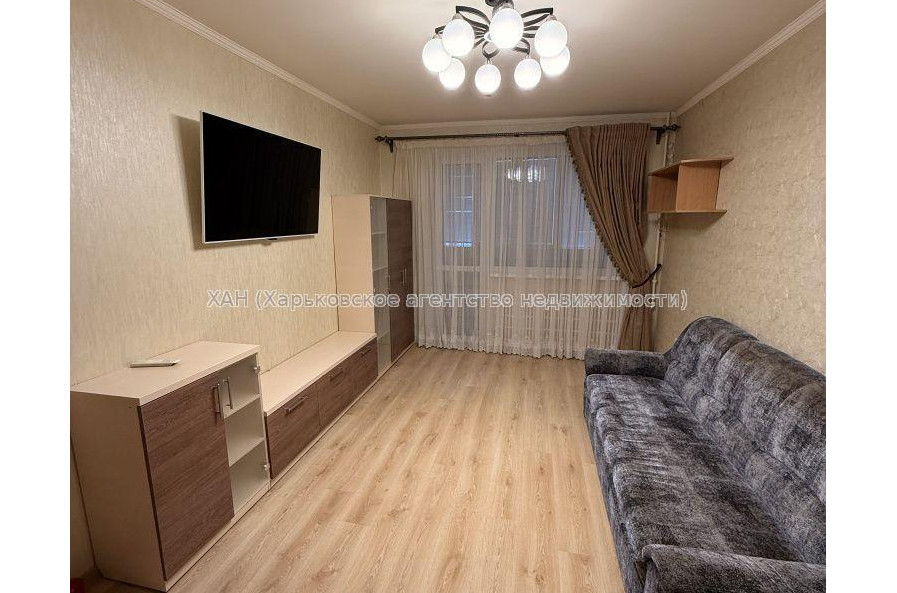 Продам квартиру, Валентиновская ул. , 3 кім., 69.40 м², евроремонт 