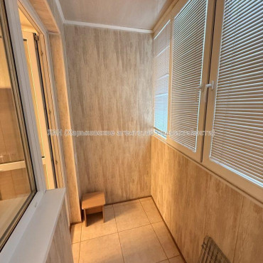 Продам квартиру, Валентиновская ул. , 3 кім., 69.40 м², евроремонт 