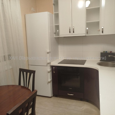 Продам квартиру, Валентиновская ул. , 3 кім., 69.40 м², евроремонт 