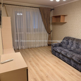 Продам квартиру, Валентиновская ул. , 3 кім., 69.40 м², евроремонт