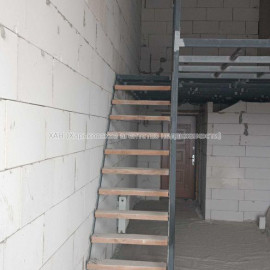 Продам квартиру, Салтовское шоссе , 1 кім., 50 м², без внутренних работ