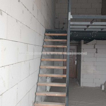 Продам квартиру, Салтовское шоссе , 1 кім., 50 м², без внутренних работ 