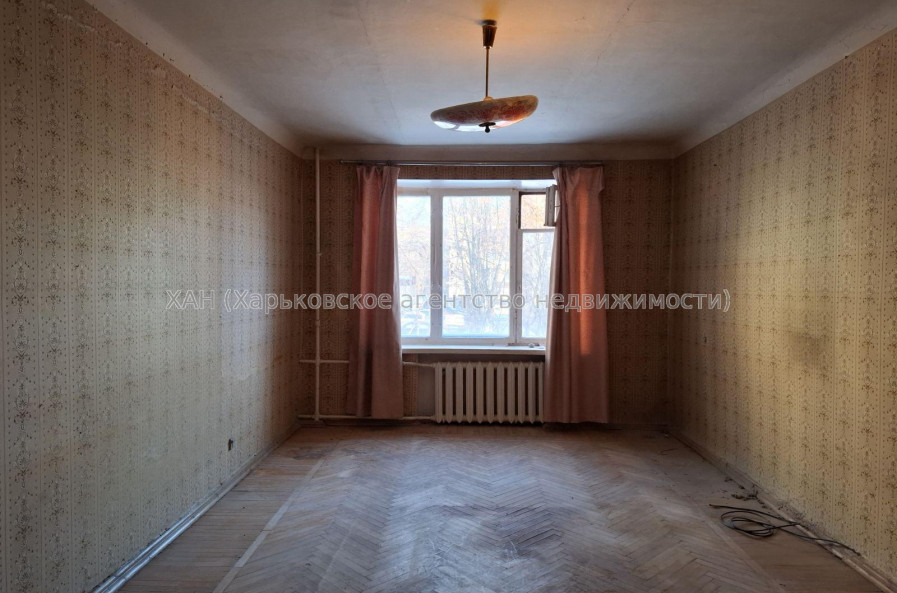 Продам квартиру, Науки просп. , 2  ком., 56.60 м², советский ремонт 