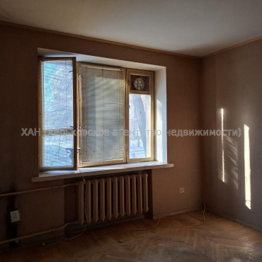 Продам квартиру, Науки просп. , 2  ком., 56.60 м², советский ремонт 