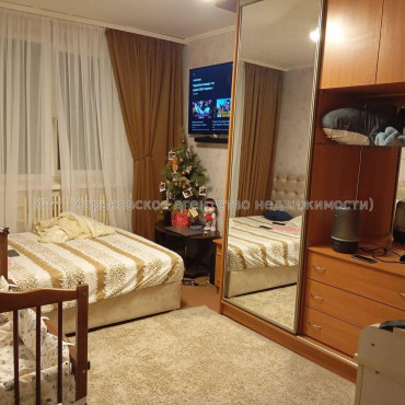 Продам квартиру, Олимпийская ул. , 3 кім., 65 м², косметический ремонт 
