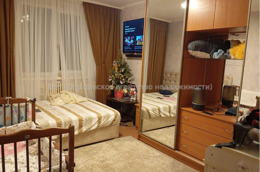 Продам квартиру, Олимпийская ул. , 3 кім., 65 м², косметический ремонт 