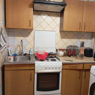 Продам квартиру, Олимпийская ул. , 3 кім., 65 м², косметический ремонт 