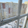 Продам квартиру, Гвардейцев Широнинцев ул. , 1  ком., 43 м², без ремонта 