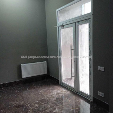 Продам квартиру, Фесенковская ул. , 1 кім., 20 м², без ремонта 