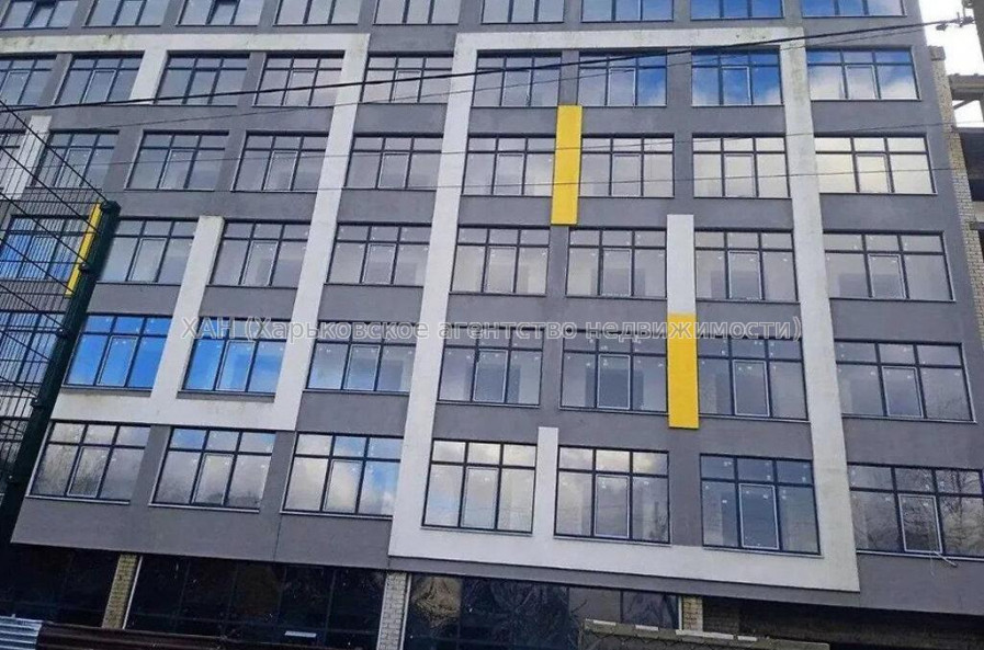 Продам квартиру, Фесенковская ул. , 1 кім., 20 м², без ремонта 