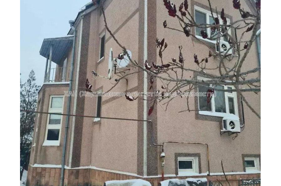 Продам дом, Сосновая ул. , 305 м², 10 сот., капитальный ремонт 