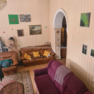 Продам дом, Сосновая ул. , 305 м², 10 сот., капитальный ремонт 