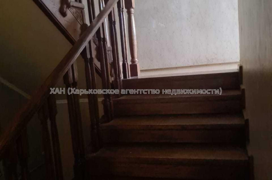 Продам дом, Сосновая ул. , 305 м², 10 сот., капитальный ремонт 