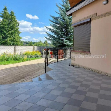 Продам дом, Вербная ул. , 220 м², 10 сот., капитальный ремонт 