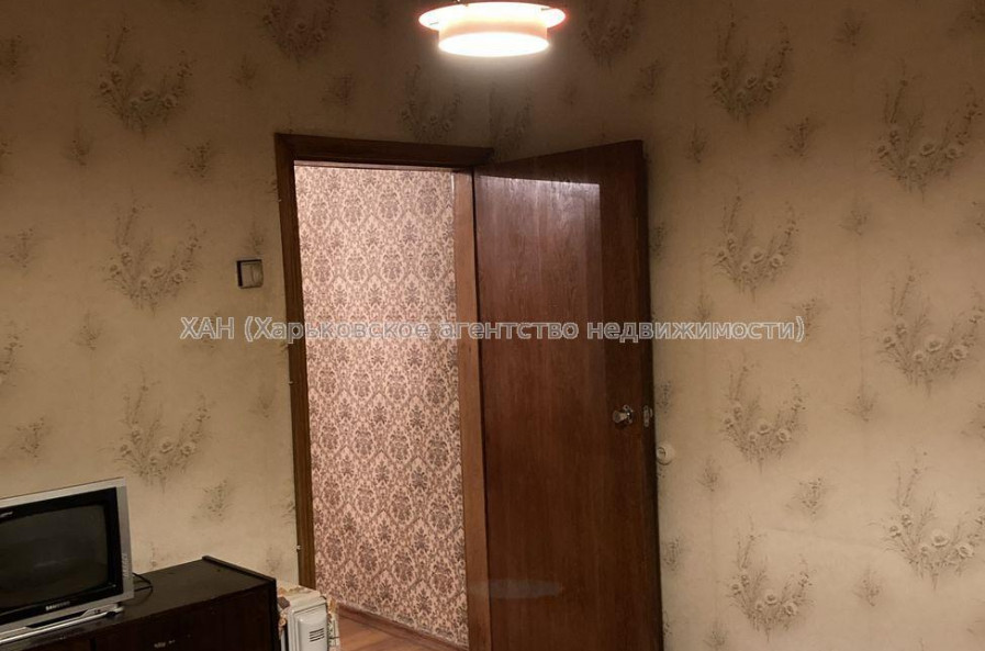 Продам квартиру, 4  ком., 82 м², советский ремонт 