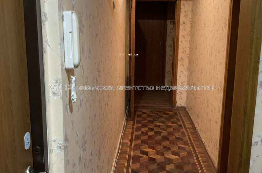 Продам квартиру, 4  ком., 82 м², советский ремонт 