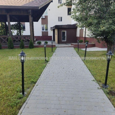 Продам квартиру, 1 кім., 42 м², евроремонт 