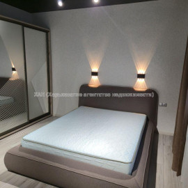 Продам квартиру, 1 кім., 42 м², евроремонт