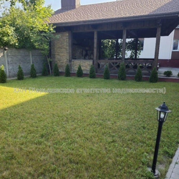 Продам квартиру, 1 кім., 42 м², евроремонт 