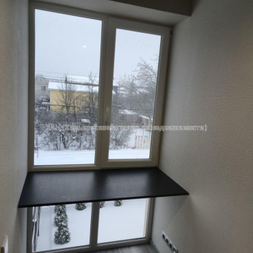 Продам квартиру, 1 кім., 42 м², евроремонт 