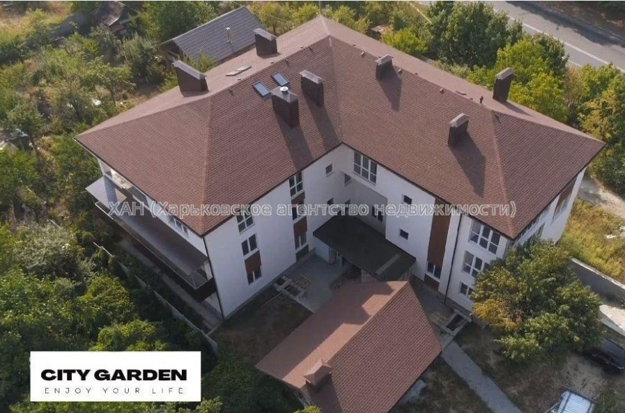 Продам квартиру, 1 кім., 42 м², евроремонт 