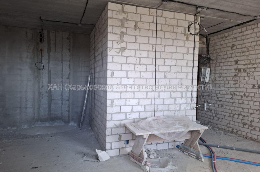 Продам квартиру, Барабашова академика ул. , 1 кім., 36 м², без отделочных работ 