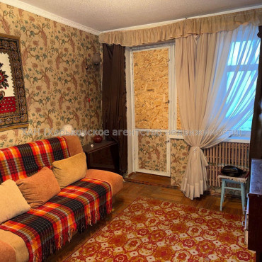 Продам квартиру, Салтовское шоссе , 2 кім., 48.60 м², советский ремонт 