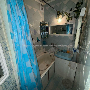 Продам квартиру, Салтовское шоссе , 2 кім., 48.60 м², советский ремонт 