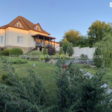 Продам будинок, Таранушенко ул. , 195 м², 7.70 соток, евроремонт 