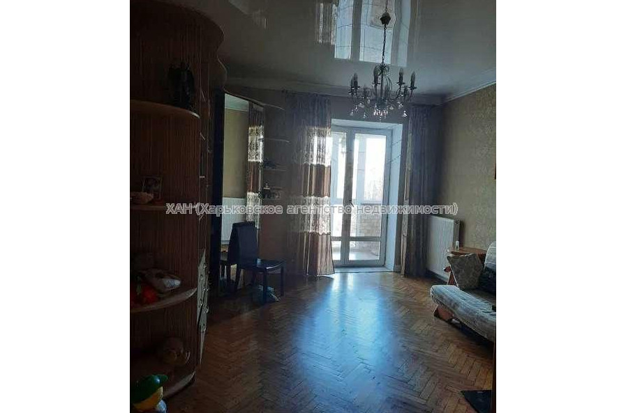 Продам квартиру, Мира ул. , 3  ком., 86 м², капитальный ремонт 