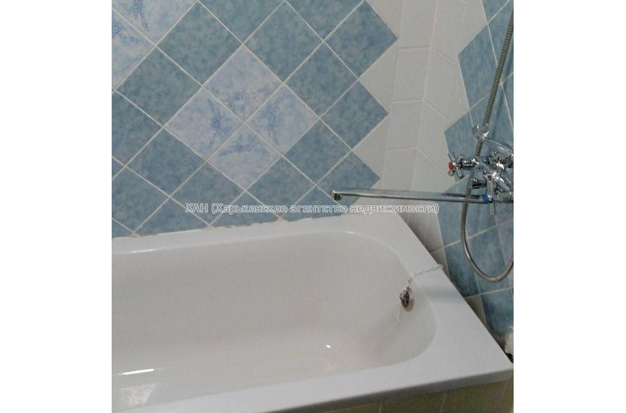 Продам квартиру, 2 кім., 53 м², косметический ремонт 