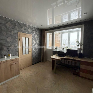 Продам квартиру, Метростроителей ул. , 34 , 1  ком., 38 м², косметический ремонт 