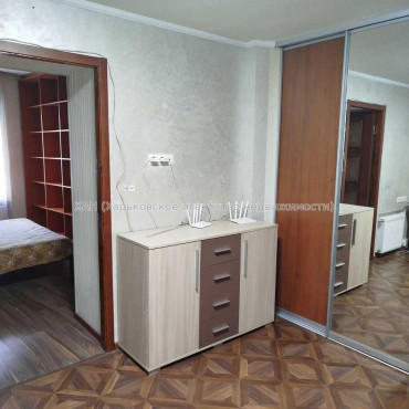 Продам квартиру, Кацарская ул. , 2  ком., 38.40 м², косметический ремонт 