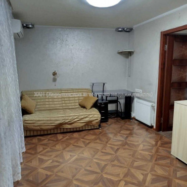 Продам квартиру, Кацарская ул. , 2  ком., 38.40 м², косметический ремонт 