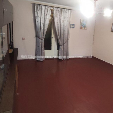 Продам квартиру, 12 Апреля ул. , 2  ком., 50 м², косметический ремонт 