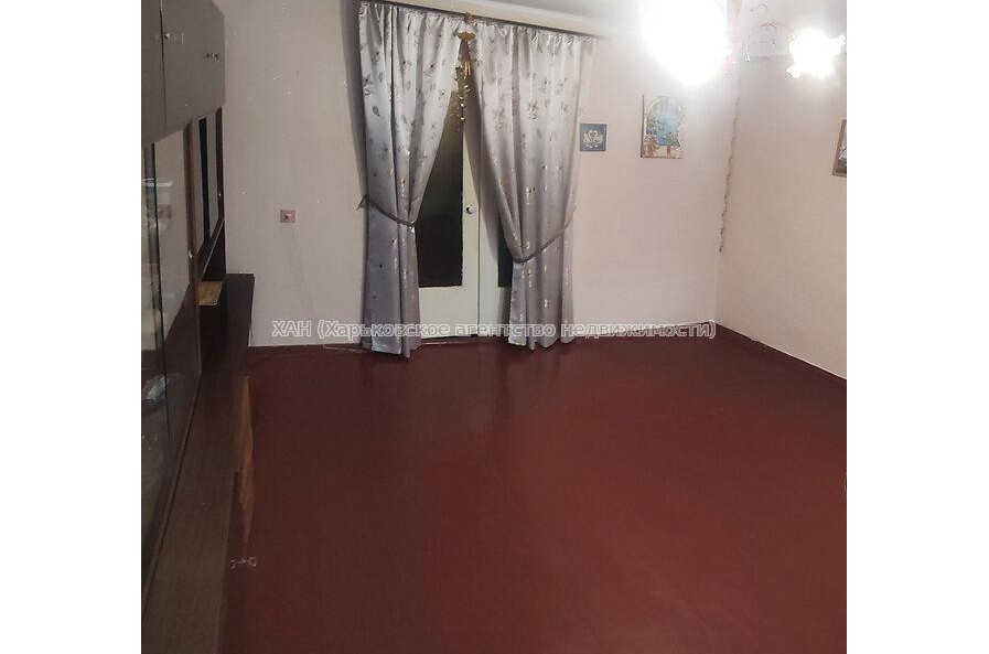 Продам квартиру, 12 Апреля ул. , 2  ком., 50 м², косметический ремонт 