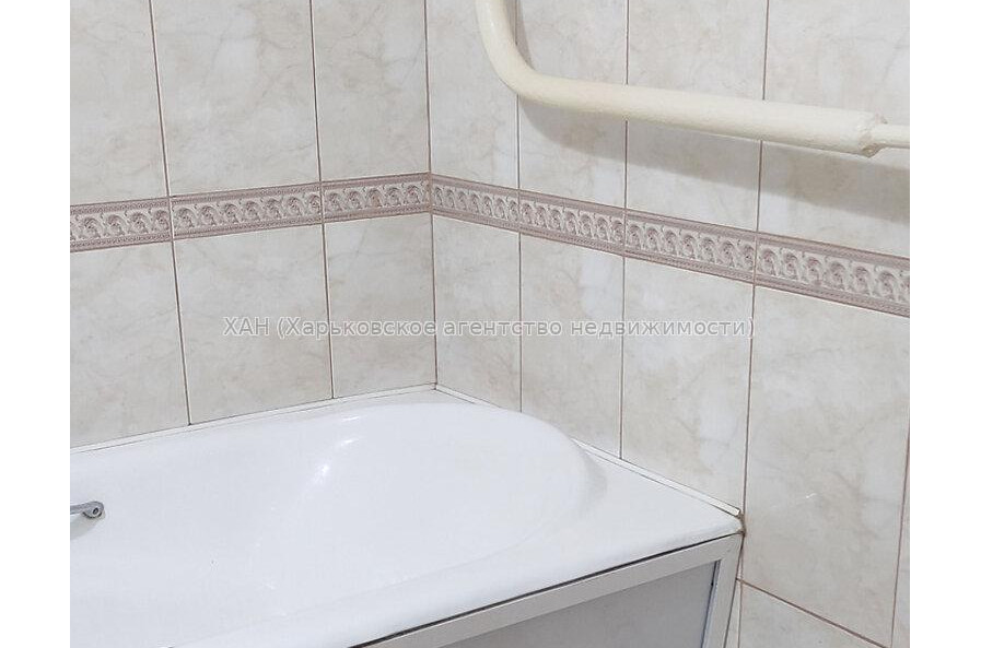 Продам квартиру, 12 Апреля ул. , 2  ком., 50 м², косметический ремонт 