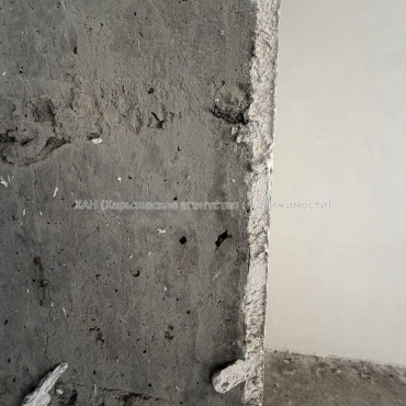 Продам квартиру, Молочная ул. , 3 кім., 109 м², без отделочных работ 