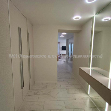 Продам квартиру, Молочная ул. , 1 кім., 50 м², авторский дизайн 