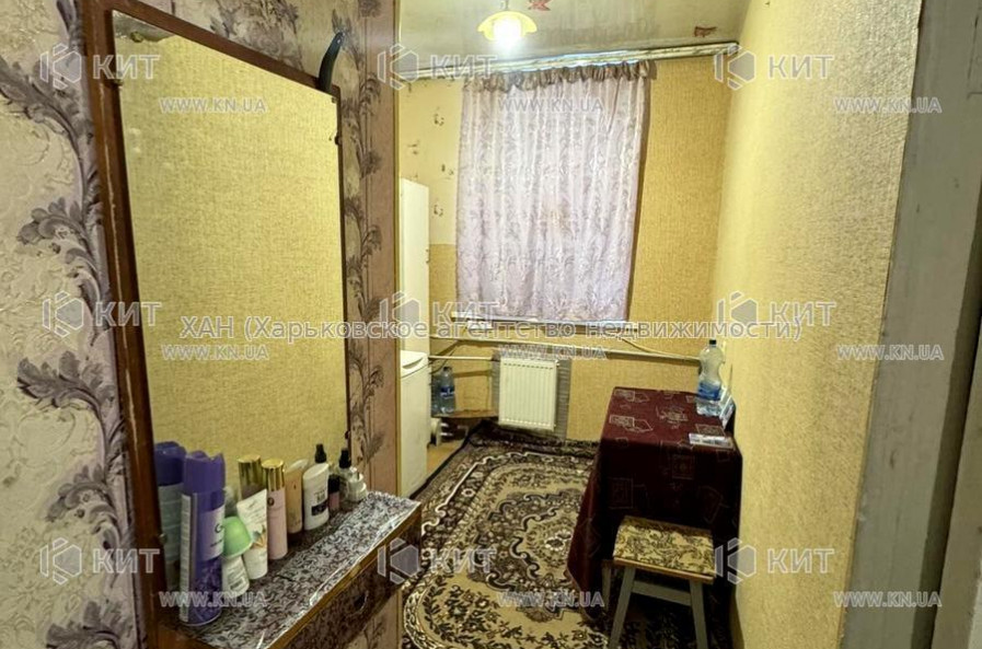 Продам квартиру, Хотомлянская ул. , 1 кім., 29 м², советский ремонт 