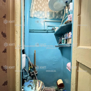 Продам квартиру, Хотомлянская ул. , 1 кім., 29 м², советский ремонт 