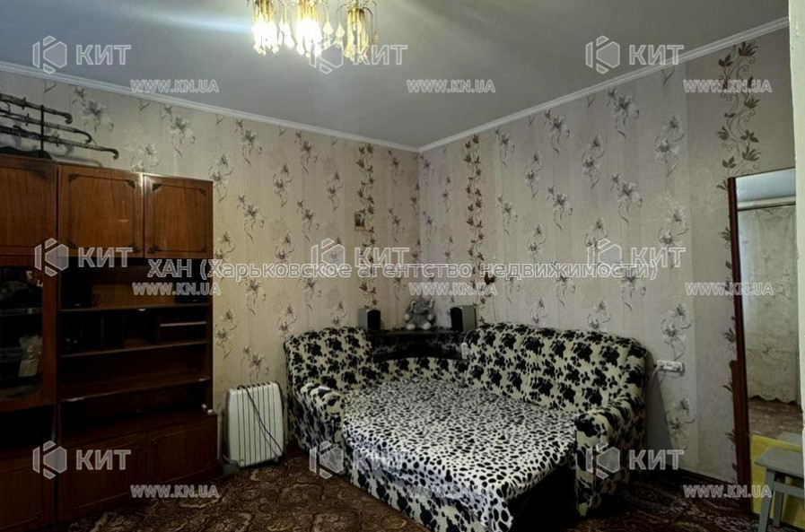 Продам квартиру, Хотомлянская ул. , 1 кім., 29 м², советский ремонт 