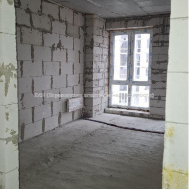 Продам квартиру, Гвардейцев Широнинцев ул. , 2 кім., 62 м², без внутренних работ 