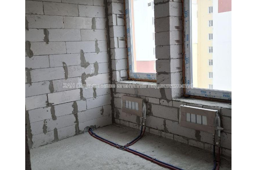 Продам квартиру, Гвардейцев Широнинцев ул. , 2 кім., 62 м², без внутренних работ 